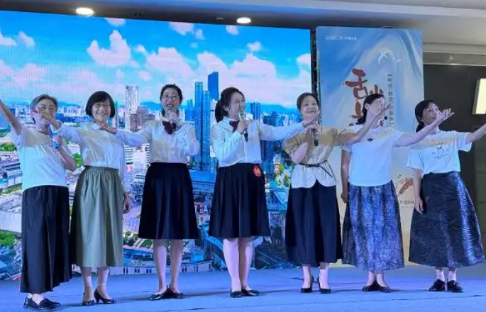 恒美口腔:光影交织绘华章,皓齿笑颜耀甬城(图2) 恒美口腔:光影交织绘华章,皓齿笑颜耀甬城(图2)